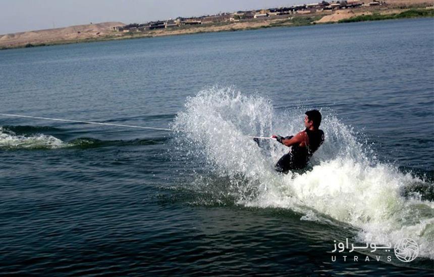Water skiing in Fashafoyeh